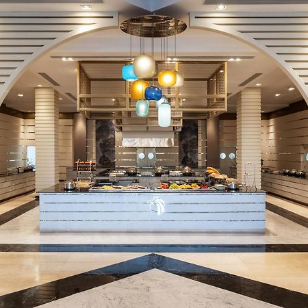 Cleopatra Luxury Resort Sharm - Adults Only 16 Years Plus Exterior photo The buffet at the hotel