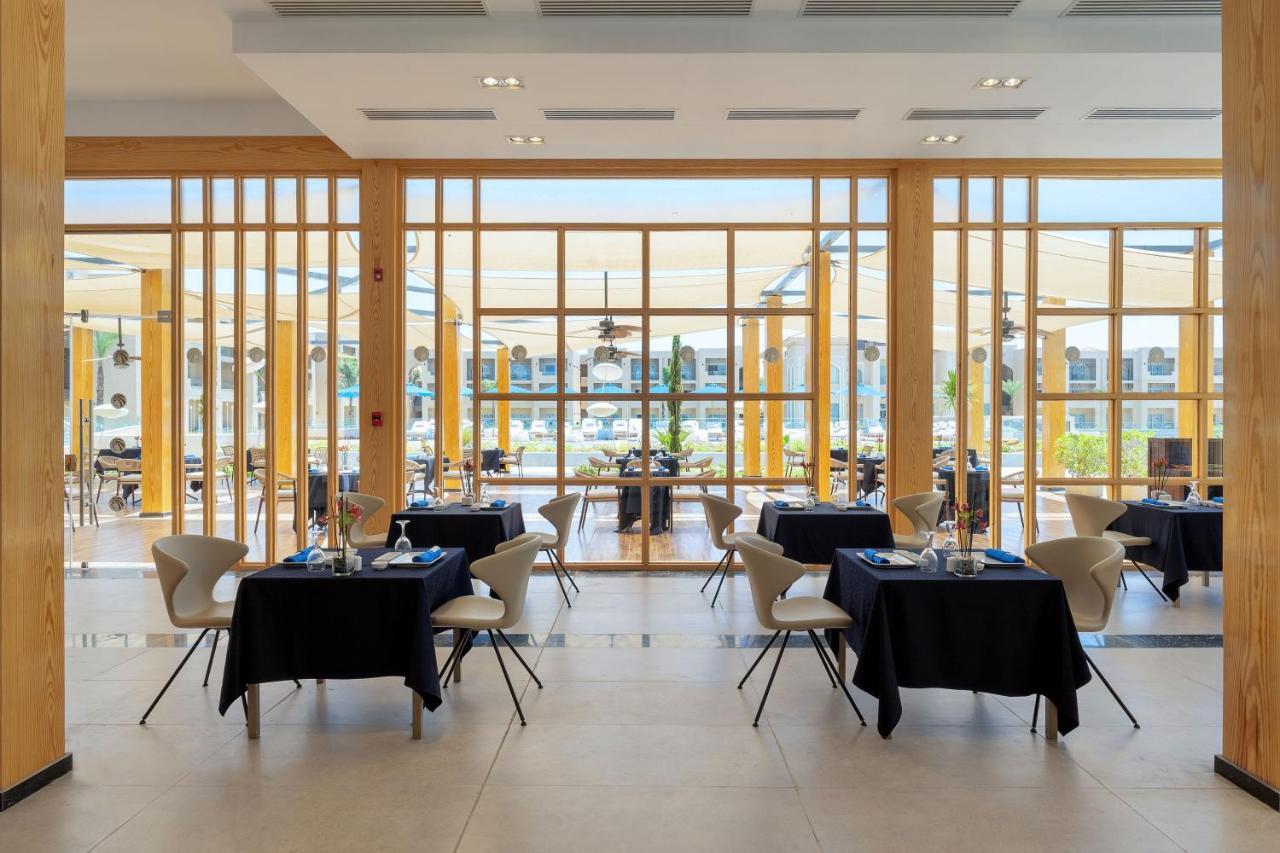 Cleopatra Luxury Resort Sharm - Adults Only 16 Years Plus Exterior photo Restaurant