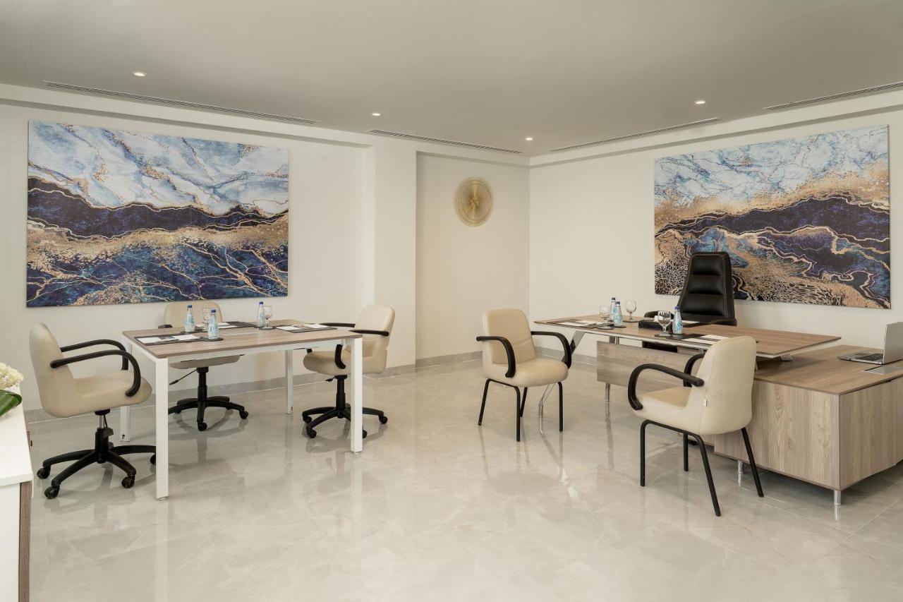 Cleopatra Luxury Resort Sharm - Adults Only 16 Years Plus Exterior photo The office of the Minister of Foreign Affairs